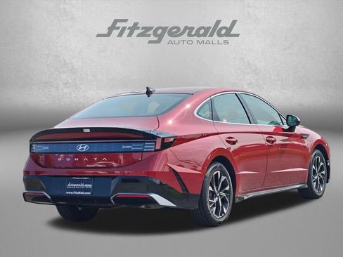 Used 2025 Hyundai Sonata SEL FWD image 8