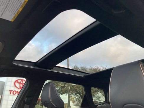 Certified 2025 Toyota Crown Signia Limited w/ Advanced Technology Package image 15