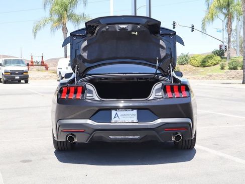 Used 2025 Ford Mustang GT w/ Mustang Nite Pony Package RWD image 33