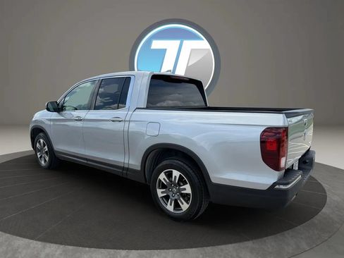 Used 2017 Honda Ridgeline RTL-T image 11