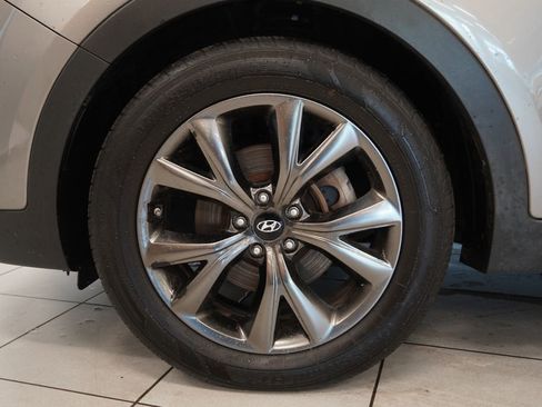 Used 2017 Hyundai Santa Fe Sport AWD/4WD image 18