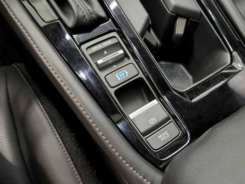Used 2024 Honda Accord Touring image 29