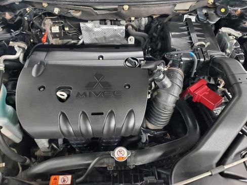 Used 2015 Mitsubishi Lancer ES image 4