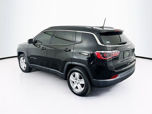 Used 2022 Jeep Compass Latitude w/ Convenience Group FWD image 5