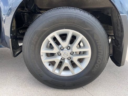 Certified 2021 Nissan Frontier SV RWD image 15