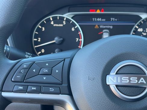 New 2025 Nissan Altima 2.5 SV image 21