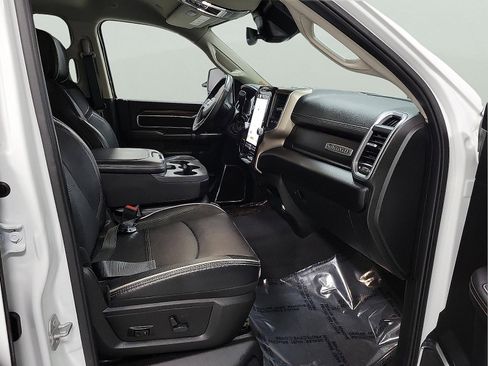 Used 2024 RAM 2500 Laramie w/ Safety Group image 15