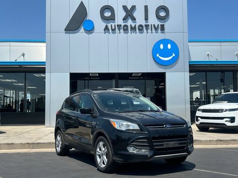 Used 2014 Ford Escape SE w/ Equipment Group 201A AWD/4WD image 1