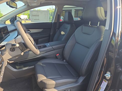 New 2025 Nissan Murano SL image 11