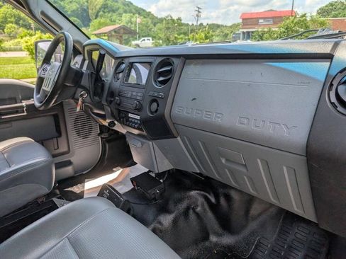 Used 2011 Ford F550 2WD Regular Cab Super Duty w/ Payload Upgrade Pkg image 28