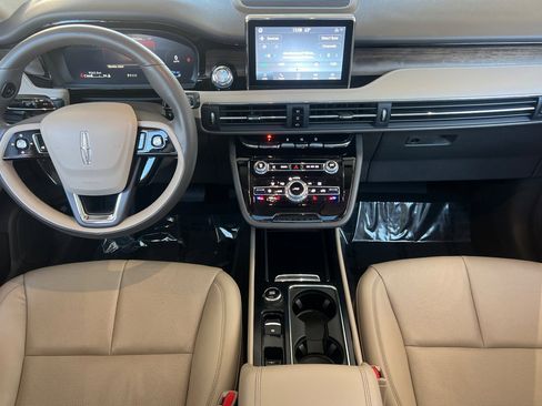 Certified 2022 Lincoln Corsair Grand Touring image 13