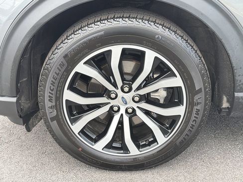 Certified 2025 Ford Explorer ST-Line RWD image 36