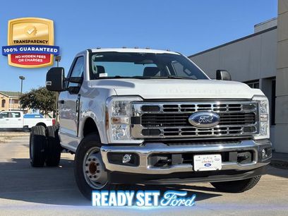 New 2025 Ford F350 XL w/ XL Chrome Package