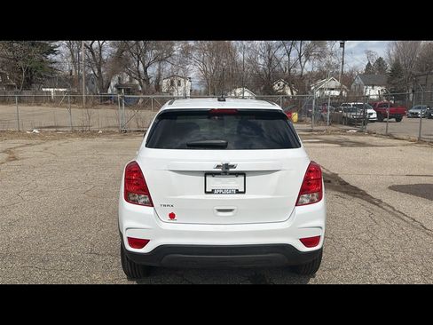 Used 2021 Chevrolet Trax LS w/ Tint and Cruise Package FWD image 27
