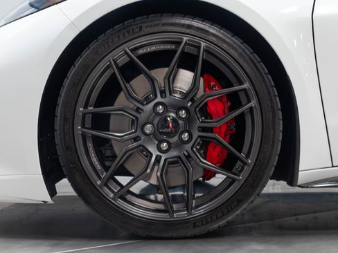 Used 2023 Chevrolet Corvette Z06 RWD image 46
