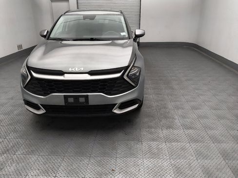 Used 2023 Kia Sportage LX FWD image 15