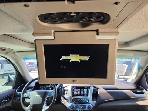 Used 2017 Chevrolet Tahoe Premier AWD/4WD image 31