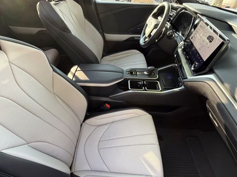 Certified 2025 Lexus TX 350 AWD image 44