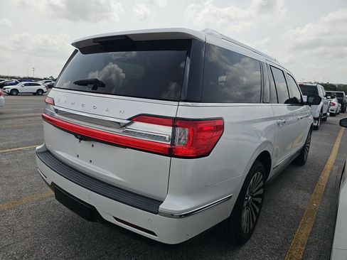 Used 2019 Lincoln Navigator L Reserve AWD/4WD image 3