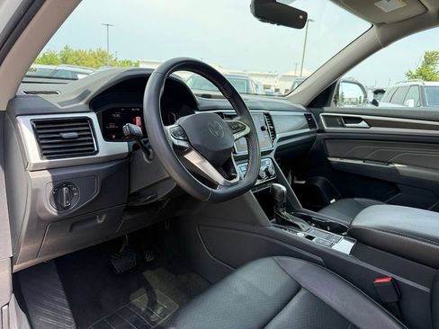Used 2022 Volkswagen Atlas SE FWD image 7