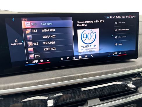 Used 2024 BMW X5 xDrive40i w/ Parking Assistance Package AWD/4WD image 64