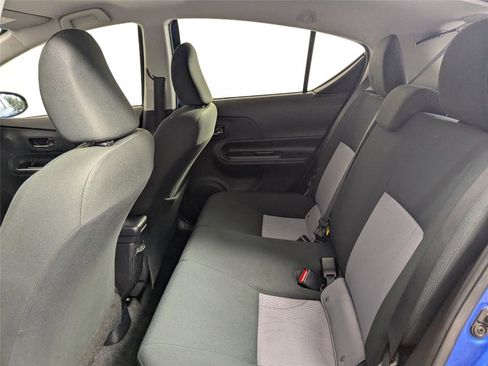 Used 2018 Toyota Prius C Two image 29