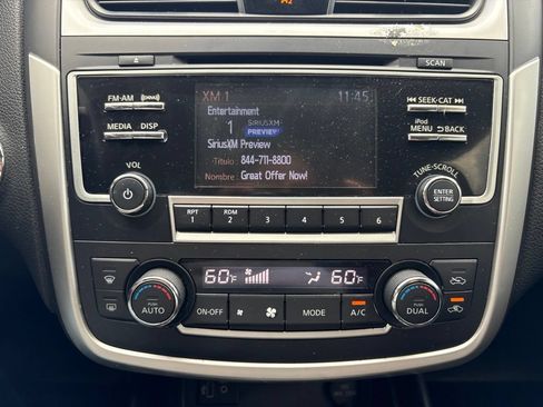 Used 2017 Nissan Altima 2.5 SV FWD image 22