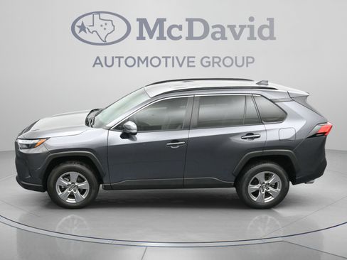 Used 2024 Toyota RAV4 XLE AWD/4WD image 38