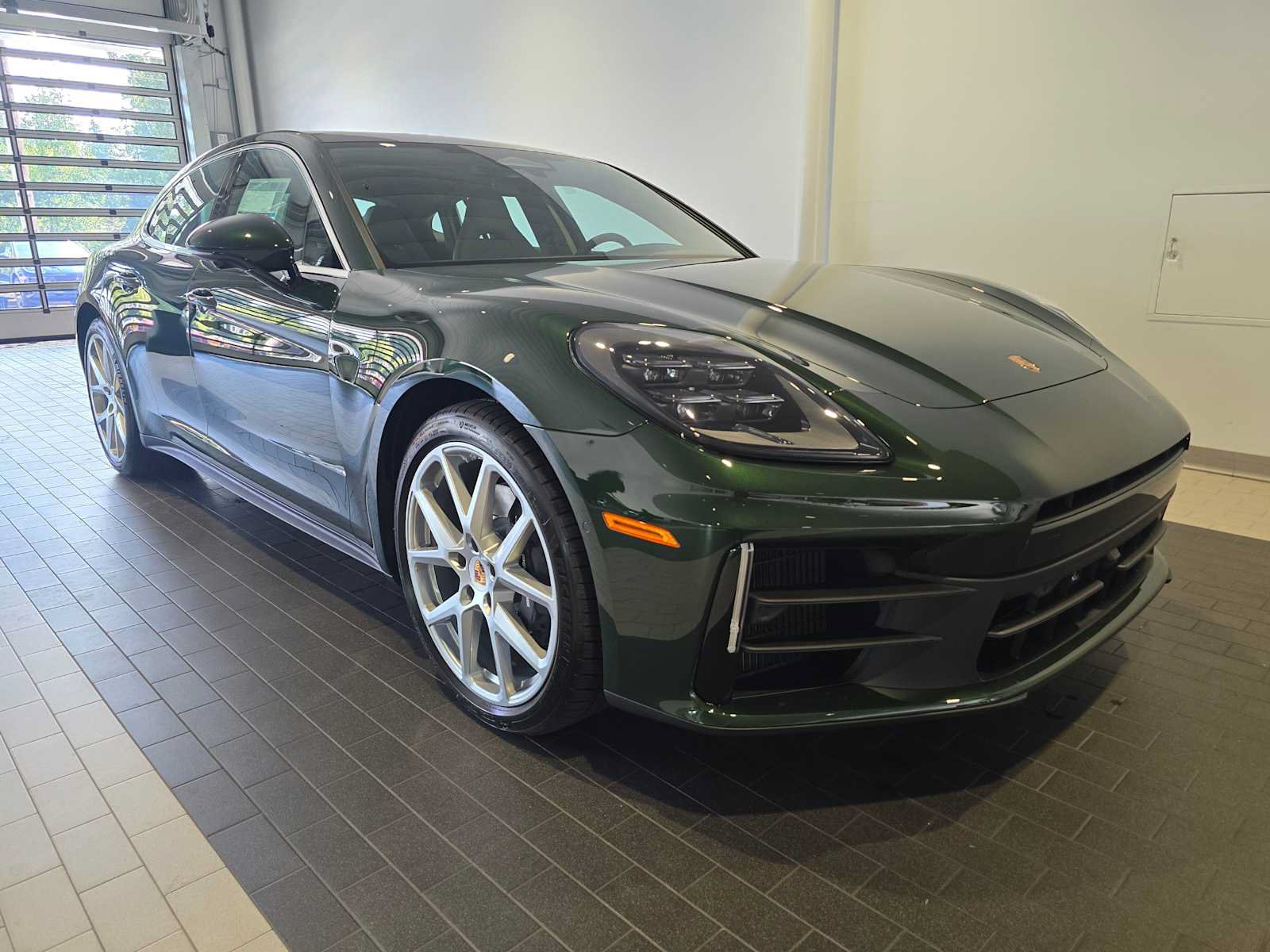 New 2026 Porsche Panamera 4 AWD/4WD image 9