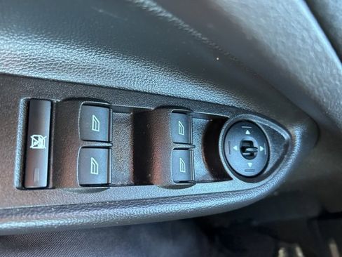 Used 2017 Ford Escape SE image 22