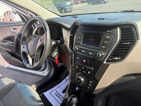 Used 2018 Hyundai Santa Fe Sport FWD image 22