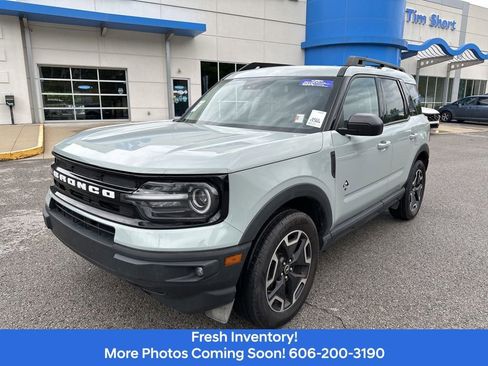 Used 2023 Ford Bronco Sport Outer Banks AWD/4WD image 1
