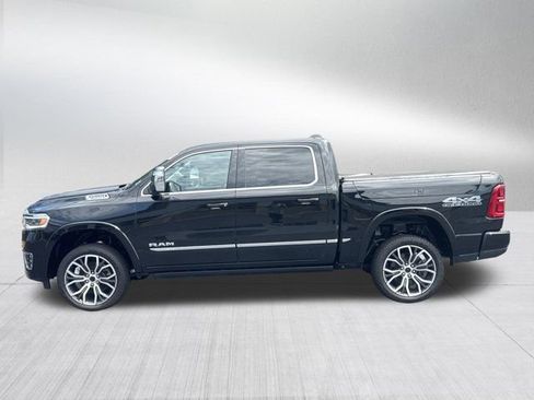 Certified 2025 RAM 1500 Tungsten w/ Off Road Group AWD/4WD image 9