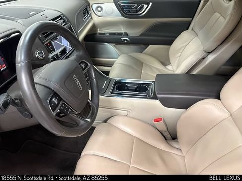 Used 2017 Lincoln Continental Reserve w/ Luxury Package AWD/4WD image 12
