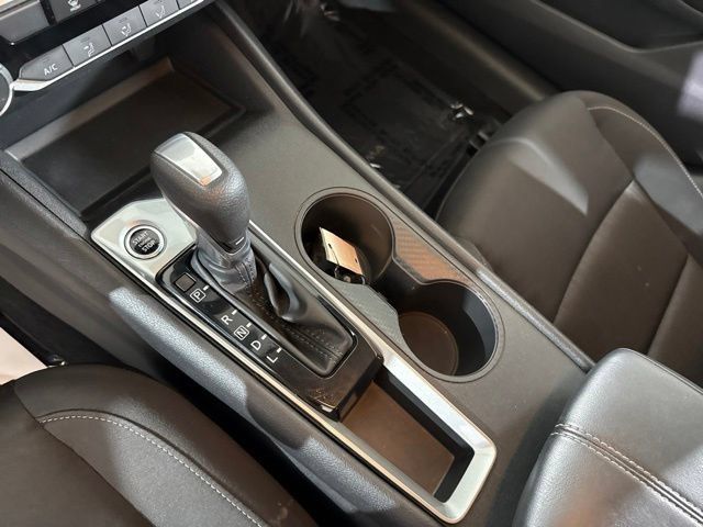 Used 2025 Nissan Altima 2.5 SV FWD image 20