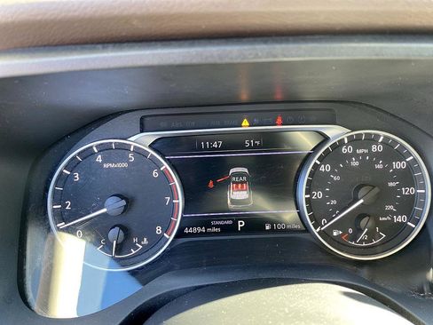 Used 2023 Nissan Rogue SV image 14