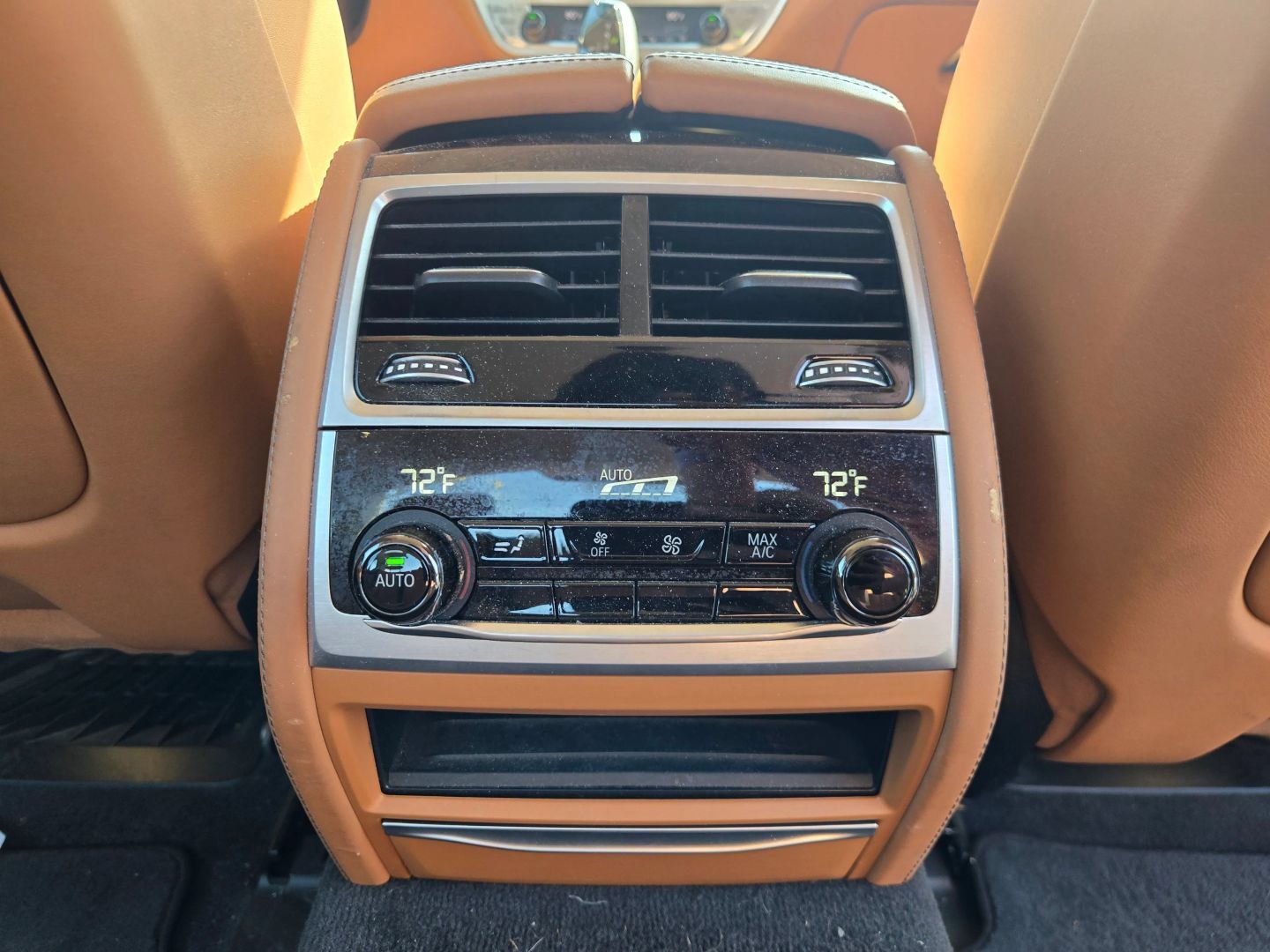 Used 2018 BMW 740e xDrive w/ Executive Package AWD/4WD image 19