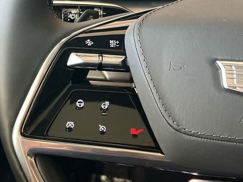 New 2026 Cadillac Vistiq Premium Luxury AWD/4WD image 13