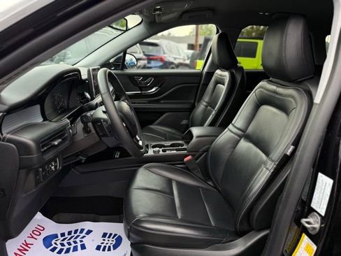 Used 2022 Lincoln Corsair AWD w/ Equipment Group 101A image 2