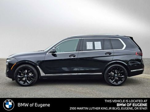 Used 2023 BMW X7 xDrive40i w/ Premium Package AWD/4WD image 6