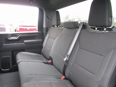 Used 2025 GMC Sierra 2500 SLE w/ SLE Value Package; image 22