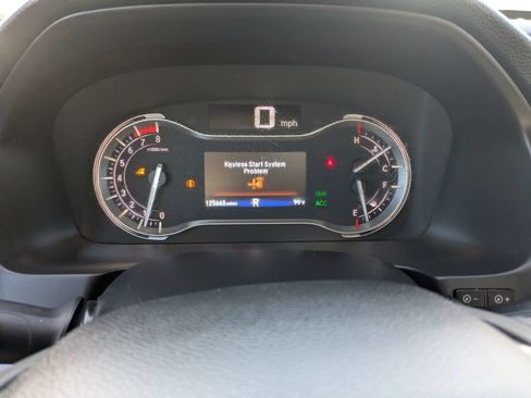 Used 2016 Honda Pilot Touring image 32
