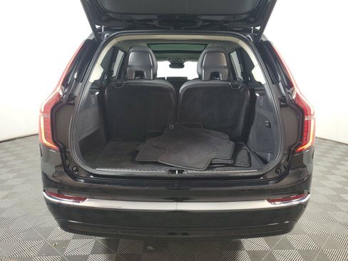 Used 2026 Volvo XC90 B6 Ultra AWD/4WD image 9