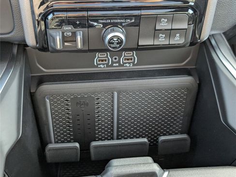 New 2026 RAM 1500 Big Horn AWD/4WD image 22
