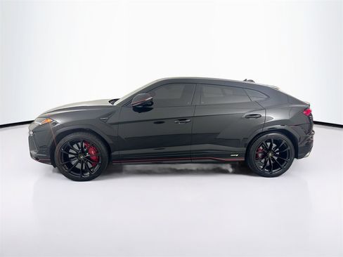 Used 2024 Lamborghini Urus S image 8