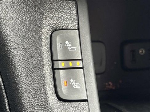 Used 2018 GMC Acadia SLT image 35