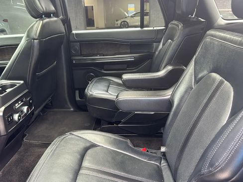 Used 2018 Ford Expedition Max Limited image 26
