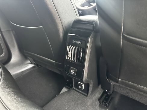 Used 2025 Jeep Compass Limited AWD/4WD image 11