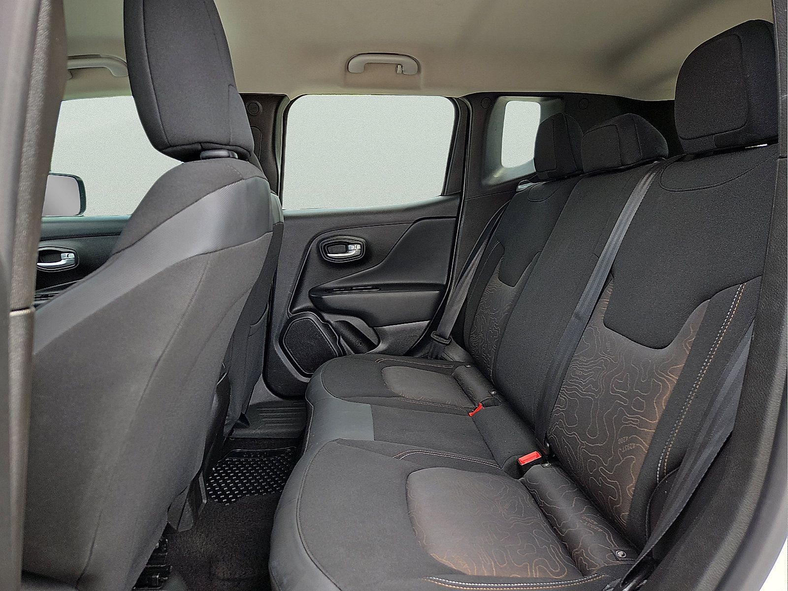 Used 2023 Jeep Renegade Latitude AWD/4WD image 10