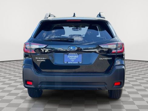 Used 2023 Subaru Outback Premium AWD/4WD image 6
